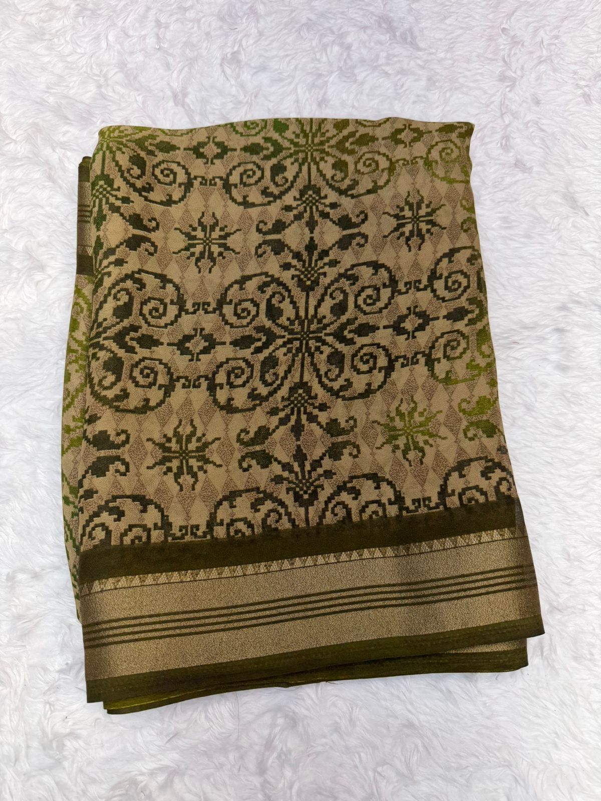 Royal Beige & Maroon Printed Saree with Elegant Traditional Motifs & Rich Border