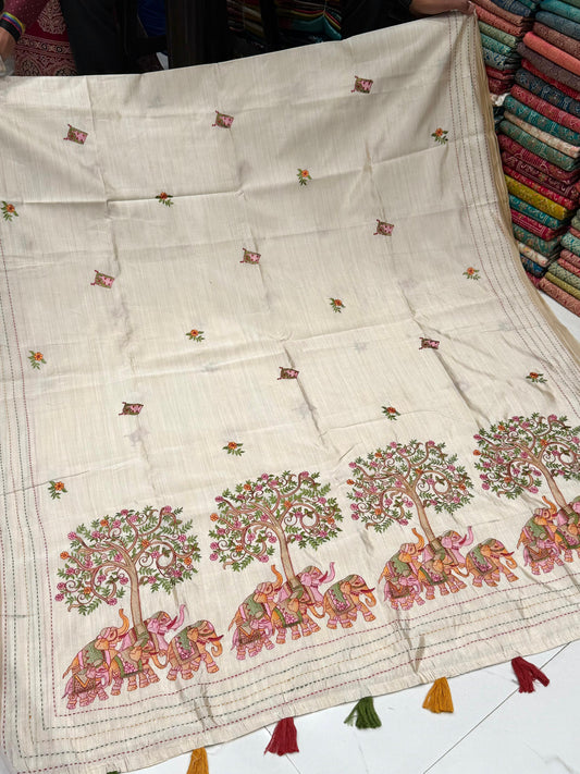 Handcrafted Style Off-White Ethnic Print Saree