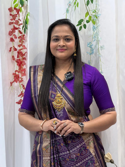 Timeless Purple Silk Saree with Intricate Weaving