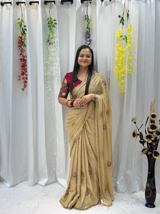Graceful Beige Traditional Saree with Subtle Floral Detailing