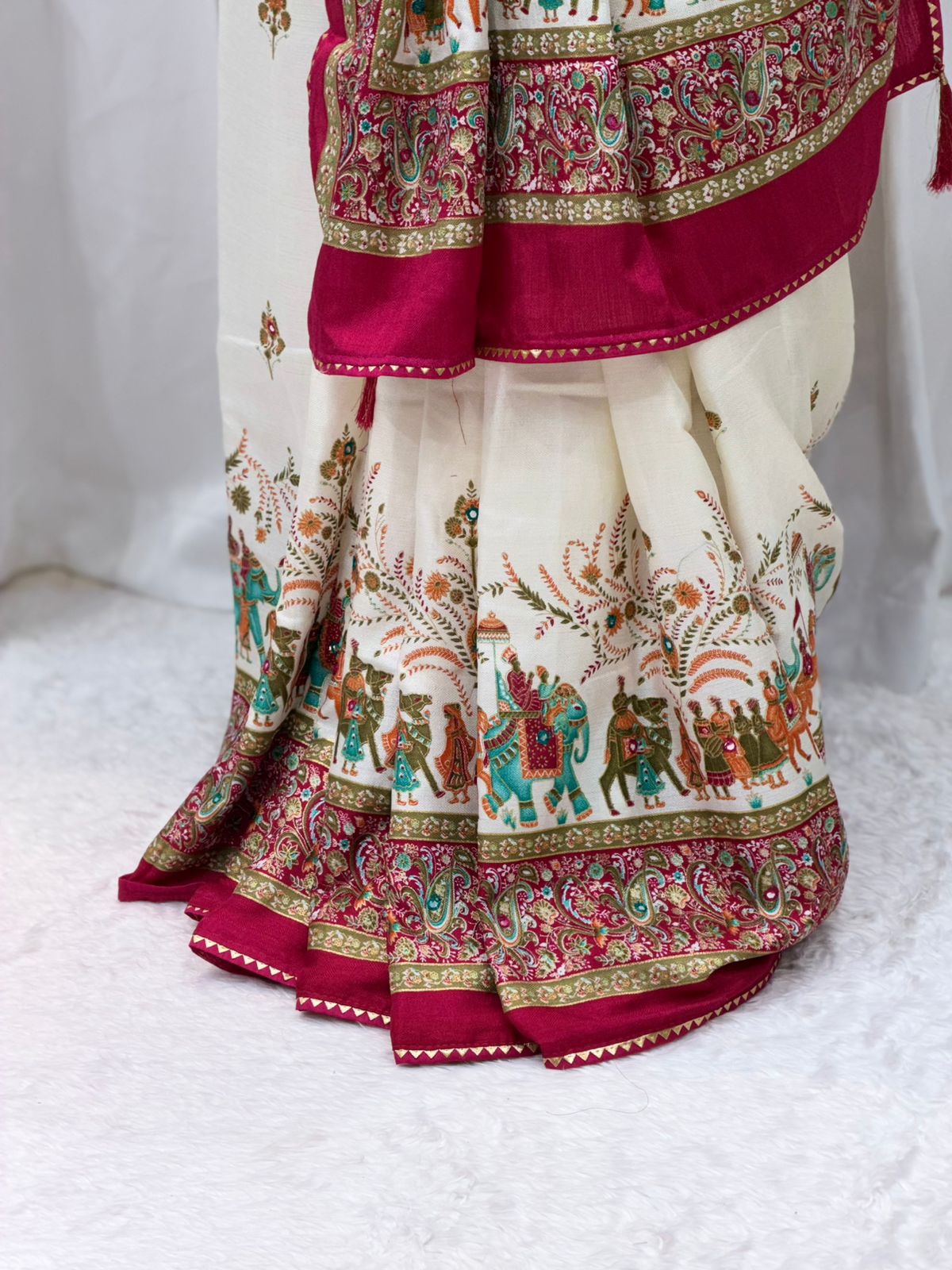 Royal Cream & Rani Pink Printed Saree with Traditional Elephant Border & Rich Pallu