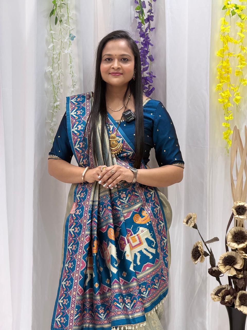 Royal Peacock Print Silk Blend Saree with Designer Border & Unstitched Blouse Piece