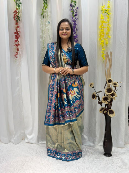 Royal Peacock Print Silk Blend Saree with Designer Border & Unstitched Blouse Piece