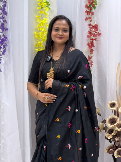Classic Black Traditional Saree for Elegant Occasions