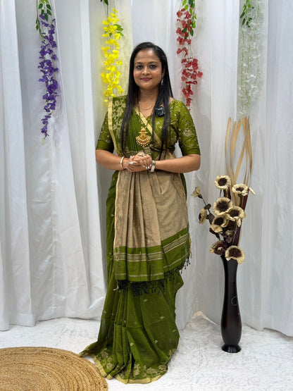 Elegant Olive Green Handwoven Traditional Saree with Rich Contrast Pallu