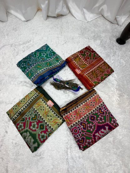 Elegant Maroon Ethnic Geometric Design Saree