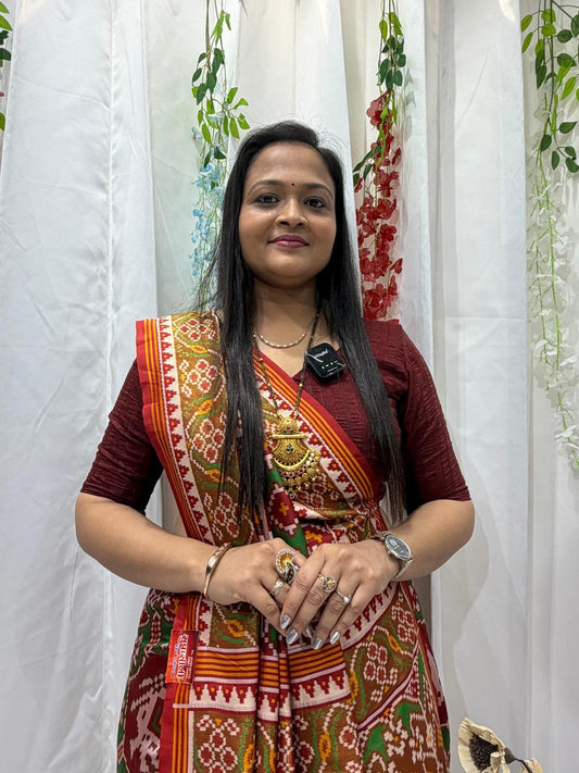 Elegant Maroon Ethnic Geometric Design Saree