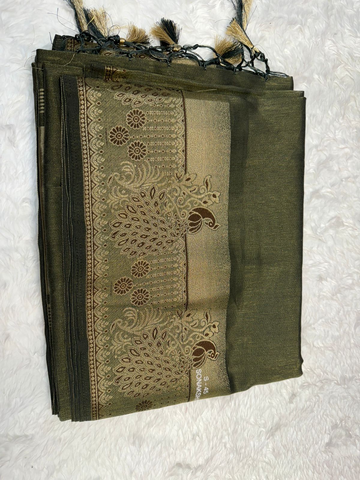 Heritage Rust Silk Saree with Intricate Zari Pallu